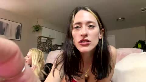 Snapshot of jadeee__ivy chatting on 04/30/26, 09:04 sexyeyes neverlie online show from 04/30/26, 09:04