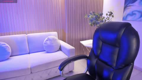 JADE EVANS online show from 12/22/24, 09:09