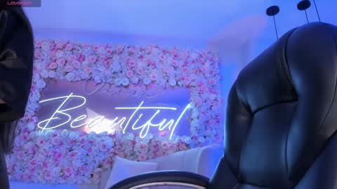 JADE EVANS online show from 12/30/24, 09:08