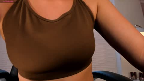 JADE EVANS online show from 01/24/25, 05:42