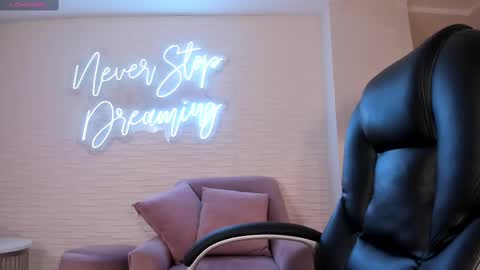 JADE EVANS online show from 02/26/25, 08:11