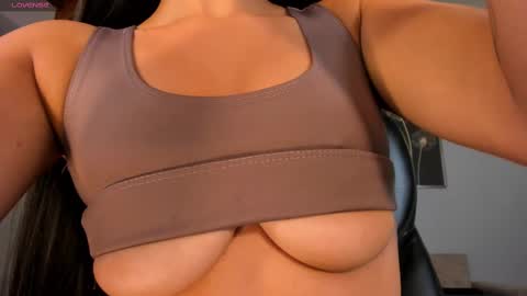 JADE EVANS online show from 03/06/25, 06:37