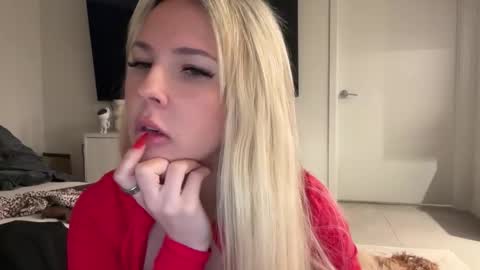 Snapshot of jadeexoxo_ chatting on 02/27/26, 04:45 Jadexoxo online show from 02/27/26, 04:45