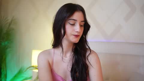  Jade  online show from 11/30/25, 08:35