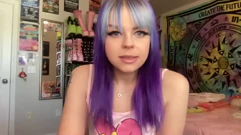 Snapshot of jadeisabel chatting on 01/27/25, 03:50 Jade Isabel online show from 01/27/25, 03:50