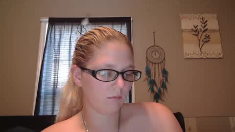 JadeLuv online show from 12/22/24, 05:42