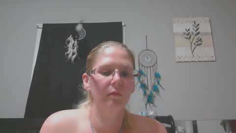 JadeLuv online show from 03/12/26, 01:23