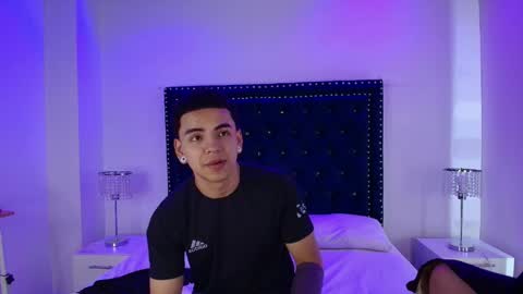 Jaden and Sofia  online show from 04/22/26, 03:31