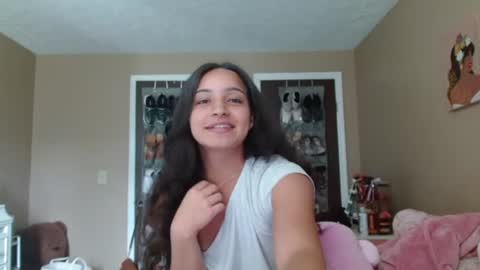 Snapshot of jadesantanna chatting on 07/06/26, 08:00 Jade Santanna online show from 07/06/26, 08:00