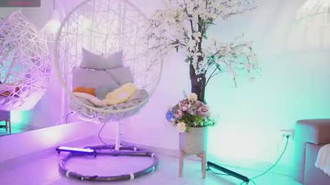 Jade Summer online show from 09/15/25, 11:32