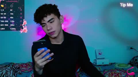 Snapshot of jaedasky_ chatting on 12/20/24, 04:42 javi15 online show from 12/20/24, 04:42