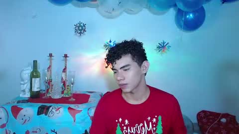 Snapshot of jaedasky_ chatting on 12/25/24, 11:22 javi15 online show from 12/25/24, 11:22