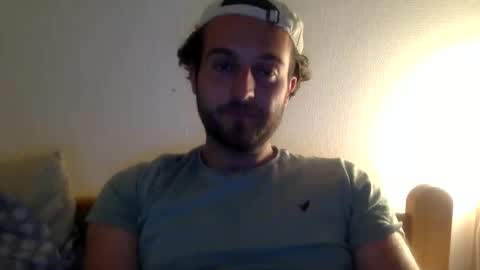Snapshot of jaguar2792 chatting on 02/21/25, 10:04 jaguar2792 online show from 02/21/25, 10:04