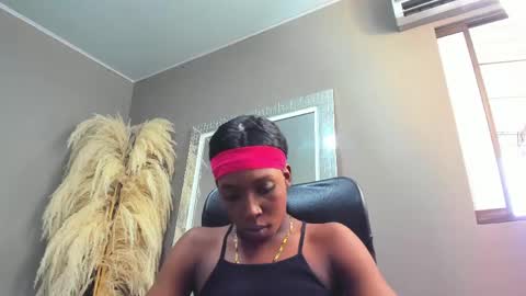 Snapshot of jailinashley chatting on 04/27/26, 09:02 jailinashley online show from 04/27/26, 09:02