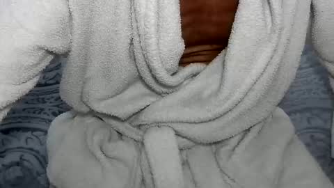 jairojose133 online show from 10/15/25, 07:30