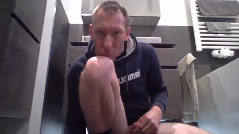 jak_81 online show from 12/11/24, 07:09