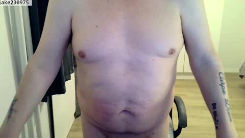 Snapshot of jake230975 chatting on 05/12/26, 06:16 Jake2309 online show from 05/12/26, 06:16