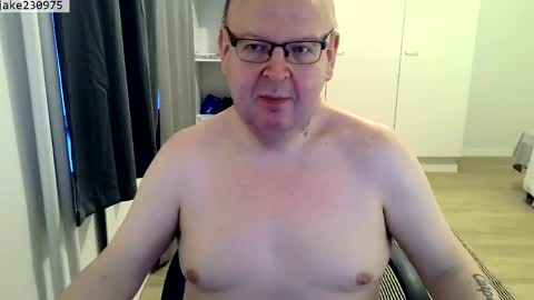 Snapshot of jake230975 chatting on 05/26/26, 06:59 Jake2309 online show from 05/26/26, 06:59