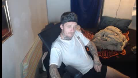 showingitoff online show from 11/21/25, 06:23