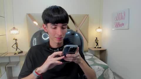 JAKE online show from 12/17/25, 08:04