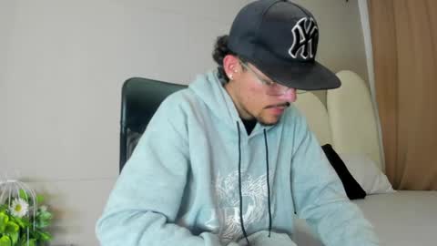 Jake  online show from 05/05/26, 07:22