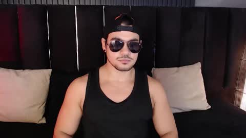 Snapshot of jake_muller1 chatting on 11/25/25, 03:39 Jake online show from 11/25/25, 03:39