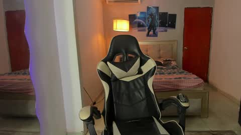 Jake Pons online show from 03/11/25, 01:16