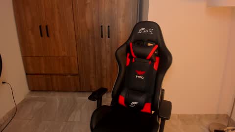 Jake Pons online show from 09/10/25, 02:33