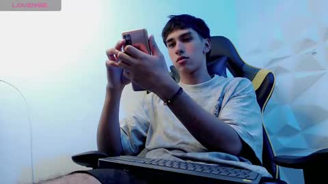 jake_tripp online show from 12/31/24, 04:27