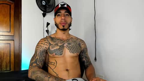 Snapshot of jakee_brown chatting on 01/10/25, 02:46 Santiago online show from 01/10/25, 02:46