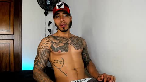 Snapshot of jakee_brown chatting on 01/10/25, 06:28 Santiago online show from 01/10/25, 06:28