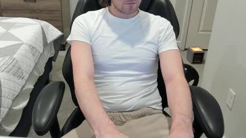 Snapshot of jakesnake442 chatting on 02/18/25, 12:15 jakesnake442 online show from 02/18/25, 12:15