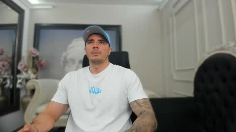 jakestone_1 online show from 10/29/25, 03:31