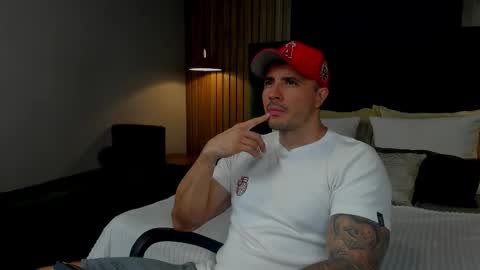 jakestone_1 online show from 11/13/25, 01:37