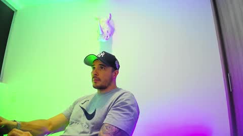 jakestone_1 online show from 02/04/26, 01:11