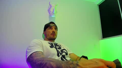 jakestone_1 online show from 05/13/26, 03:37