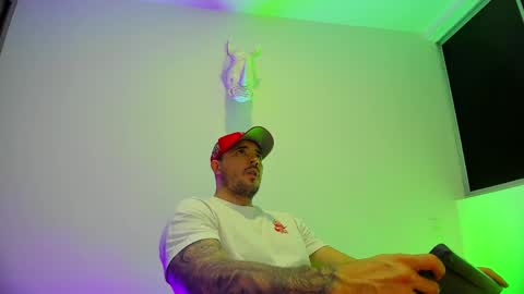 jakestone_1 online show from 05/14/26, 06:58