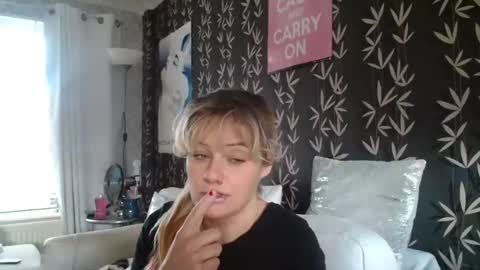 JAKKI LOUISE pornstar online show from 03/12/25, 03:18