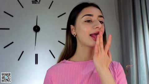 Iris online show from 11/25/25, 04:12