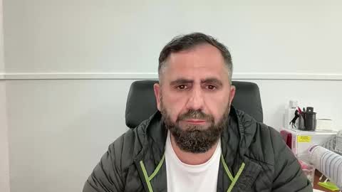 jam0786 online show from 10/27/25, 03:54