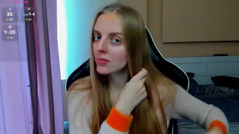 Sofia online show from 10/13/25, 01:11