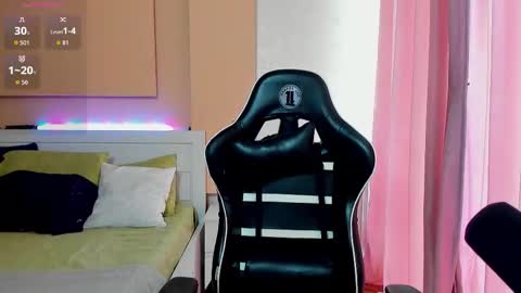 Sofia online show from 11/04/25, 08:46