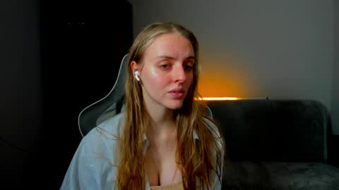 Sofia online show from 04/10/26, 09:14