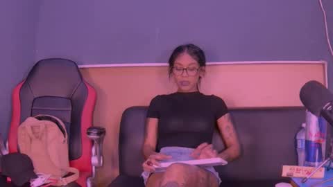 Snapshot of jamaicanbabex chatting on 12/31/24, 09:42 jamaicanbabex online show from 12/31/24, 09:42