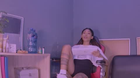 Snapshot of jamaicanbabex chatting on 01/25/25, 01:41 jamaicanbabex online show from 01/25/25, 01:41