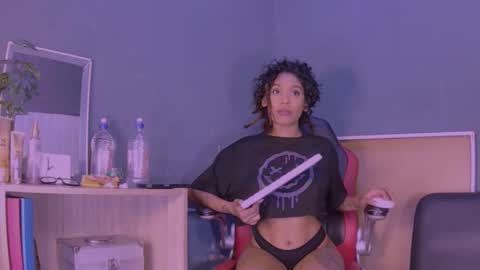 Snapshot of jamaicanbabex chatting on 01/29/25, 02:42 jamaicanbabex online show from 01/29/25, 02:42