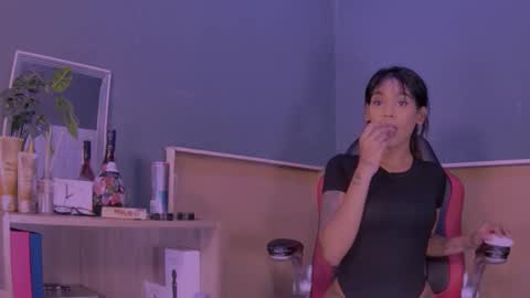 Snapshot of jamaicanbabex chatting on 02/19/25, 09:47 jamaicanbabex online show from 02/19/25, 09:47