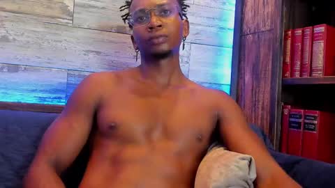   online show from 03/09/25, 02:07