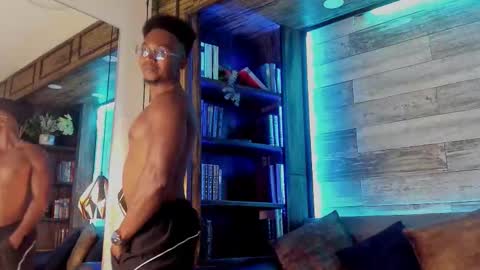   online show from 11/01/25, 11:29