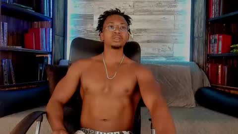   online show from 11/22/25, 04:33